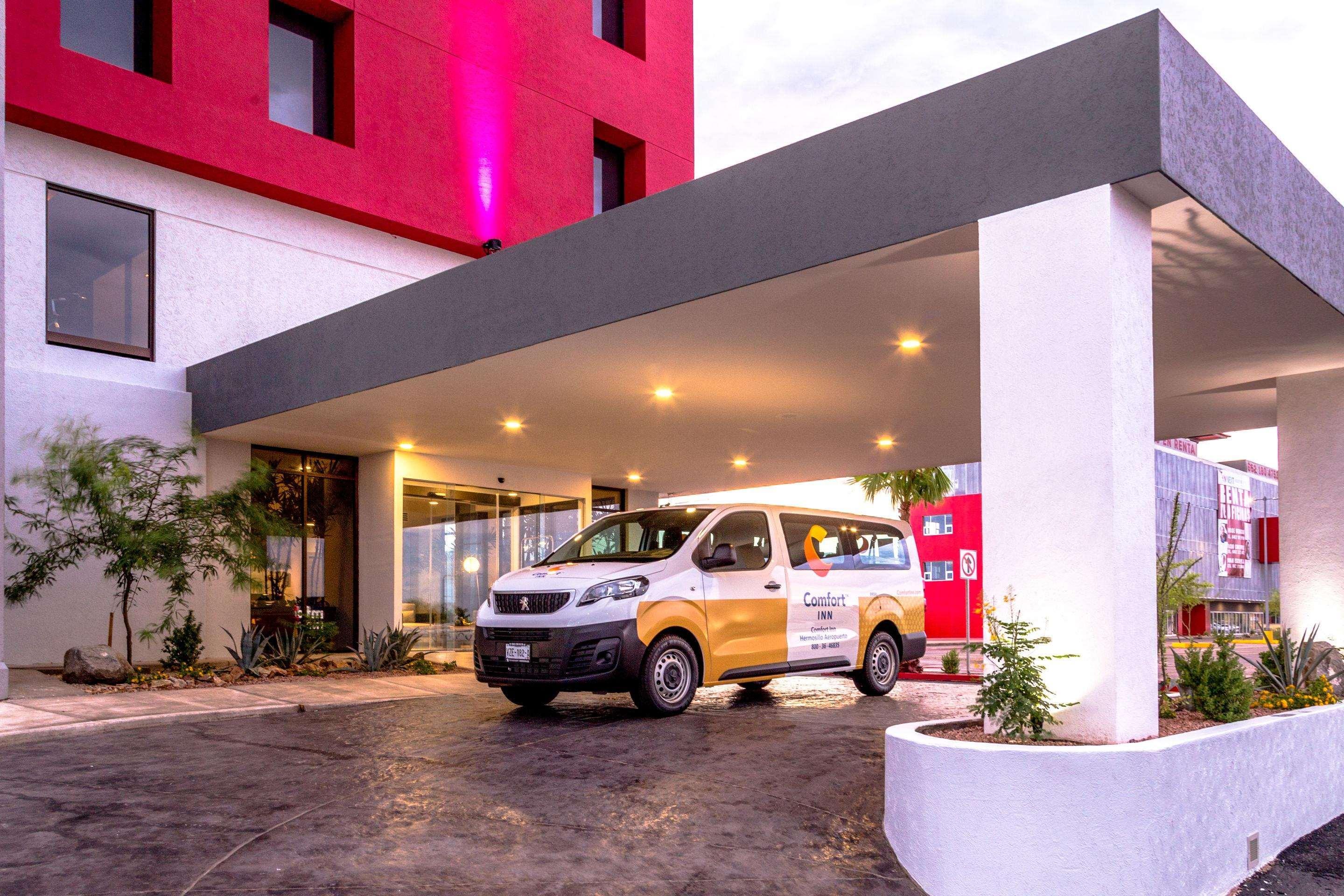 Comfort Inn Hermosillo Aeropuerto Exteriör bild